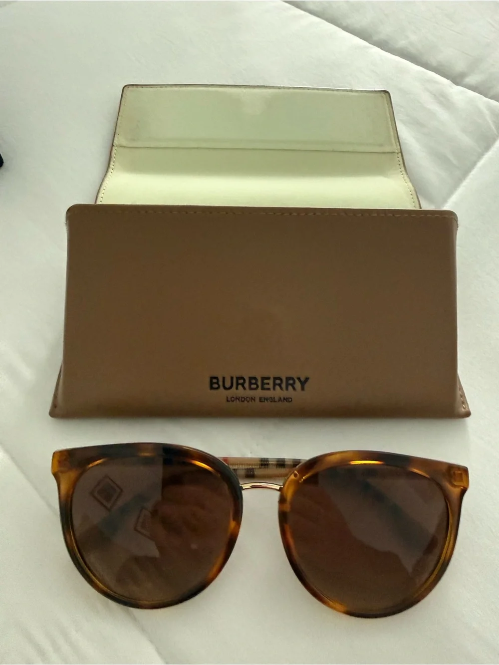 Burberry Women's Tortoiseshell Sunglasses with Brown Lenses and Tan Case
